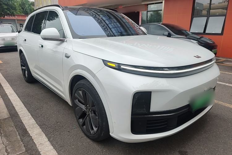 Li Auto L7 2023 — 3