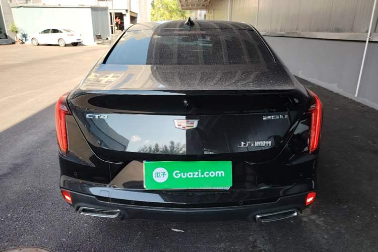 Cadillac CT4 2023 — 5