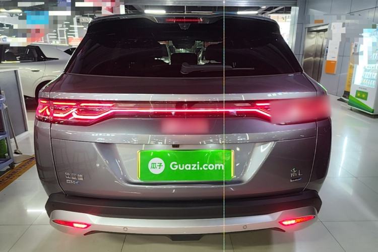 BYD Song L DM-i 2025 — 5