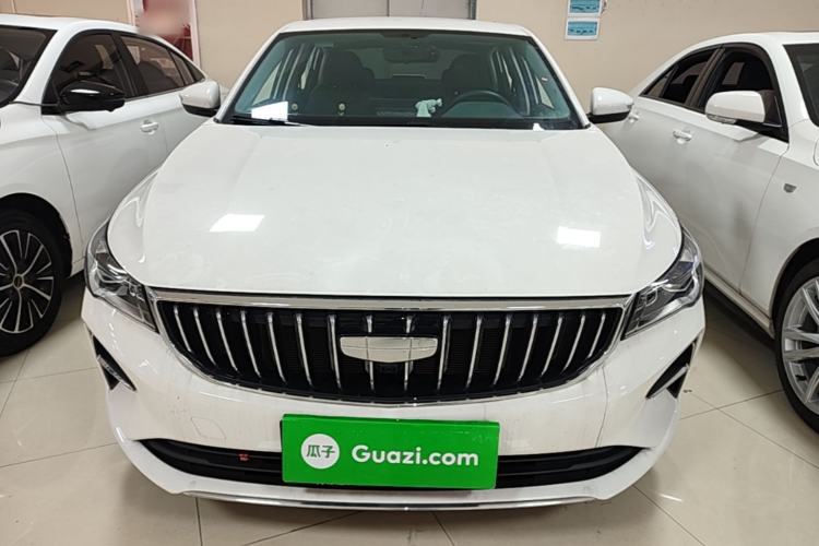 Geely Emgrand 2025 — 2