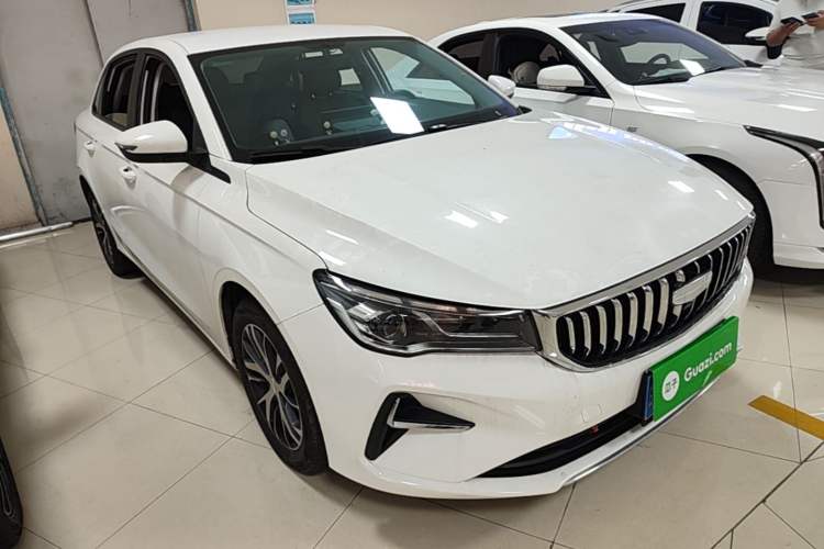 Geely Emgrand 2025 — 3