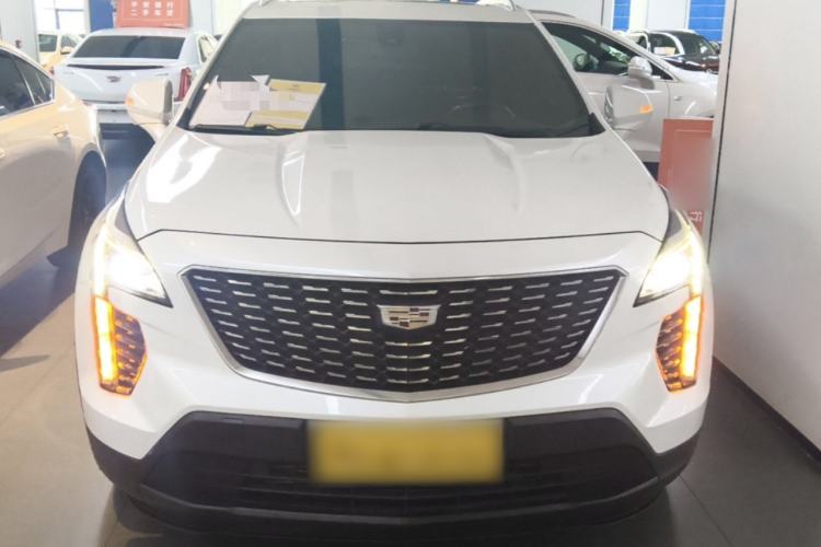 Cadillac XT4 2021 — 2