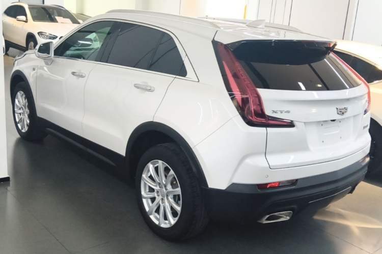 Cadillac XT4 2021 — 4