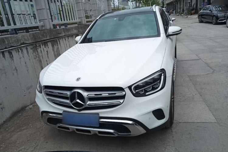 Mercedes-Benz GLC 260 L 2021 — 2