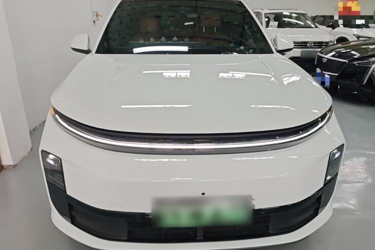 Li Auto L6 2024 — 2