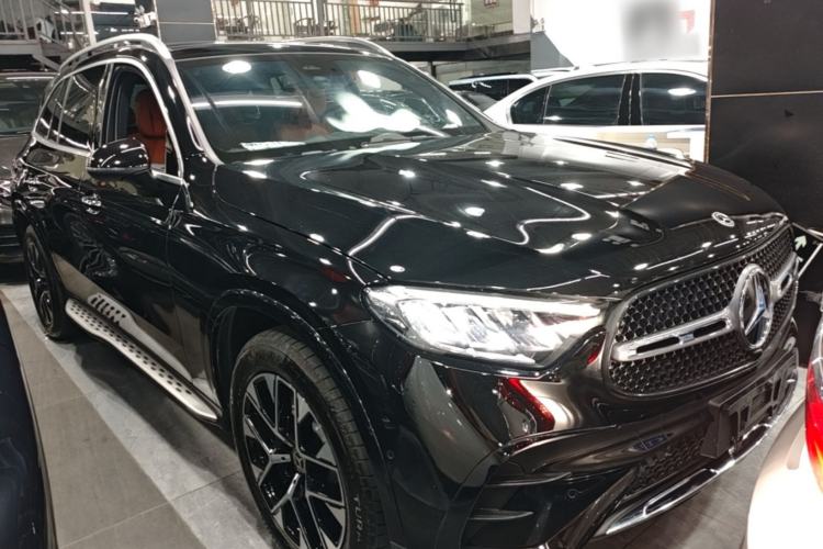 Mercedes-Benz GLC 260 L 2024 — 3