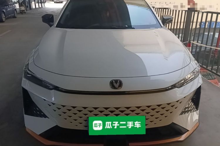 ChangAn UNI-V 2024 — 2