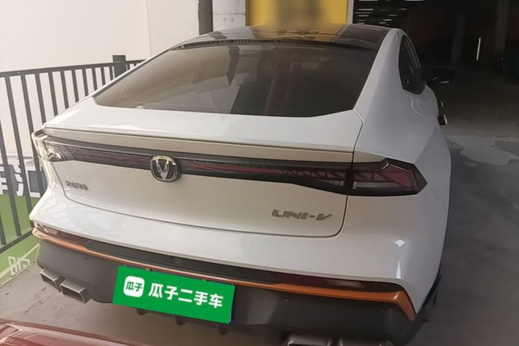 ChangAn UNI-V 2024 — 5