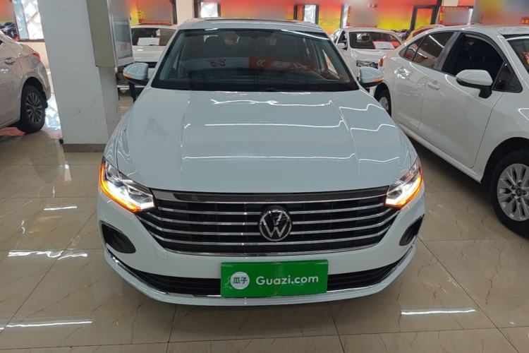 Volkswagen Lavida 2023 — 2