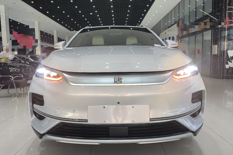 BYD Tang 2024 — 2