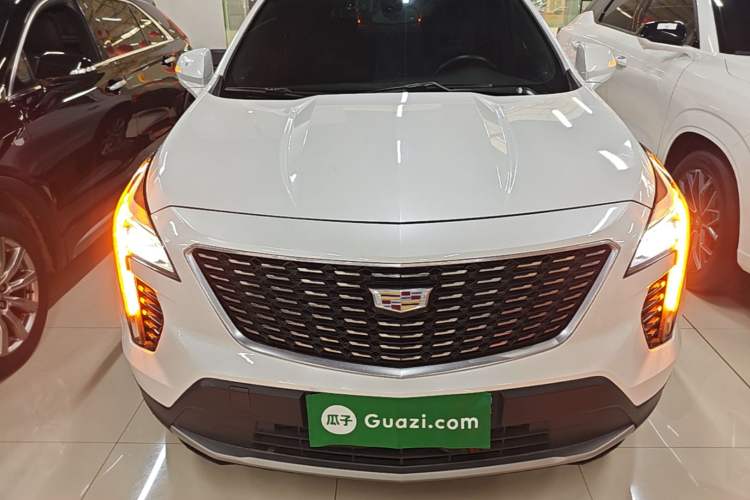 Cadillac XT4 2021 — фото 2