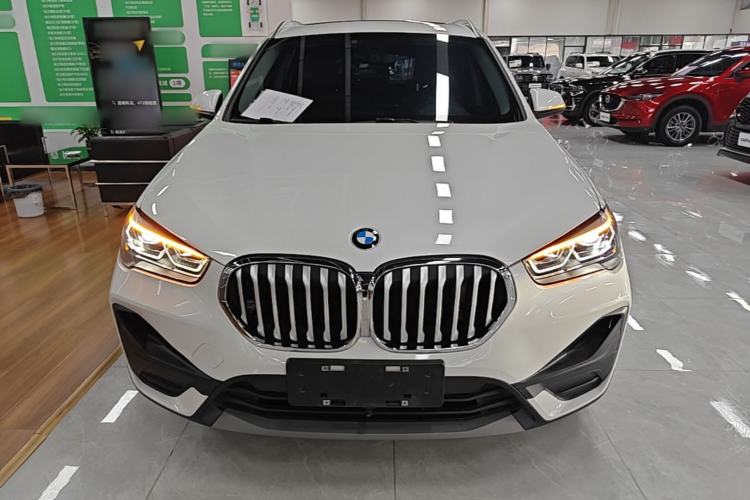 BMW X1 2021 — фото 2