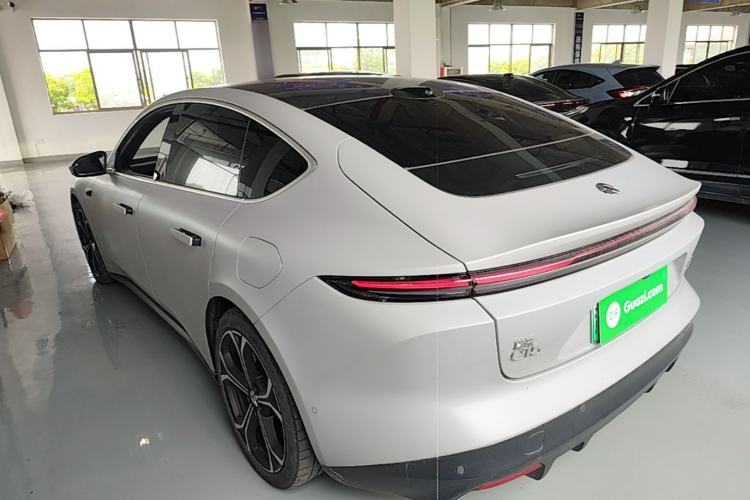 NIO ET5 2022 — 4