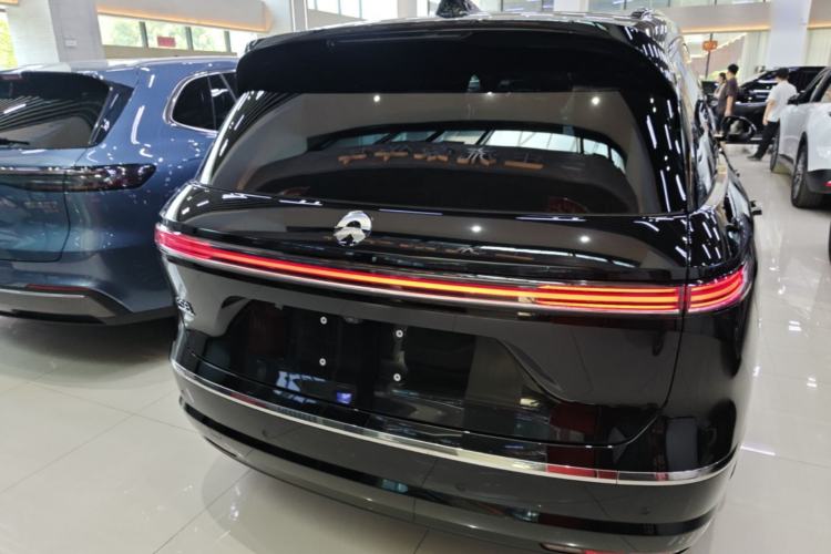 NIO ES8 2026 — 5