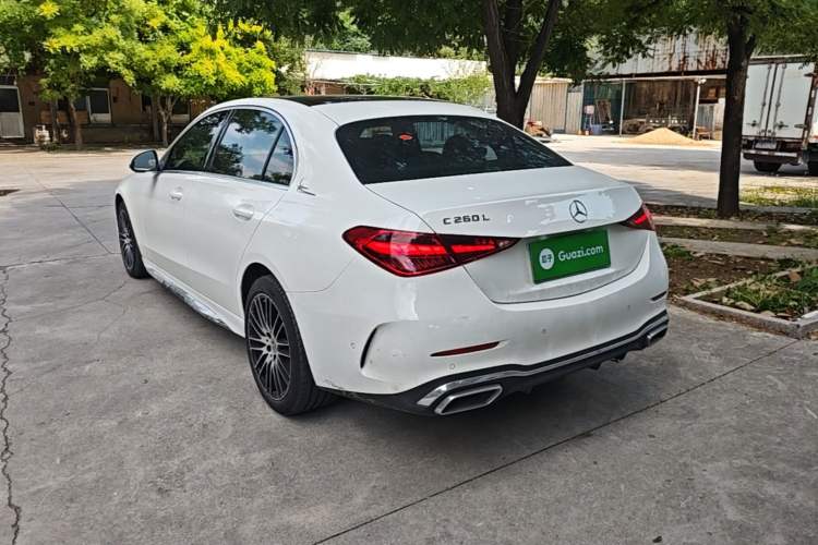 Mercedes-Benz C 260 L 2023 — фото 4