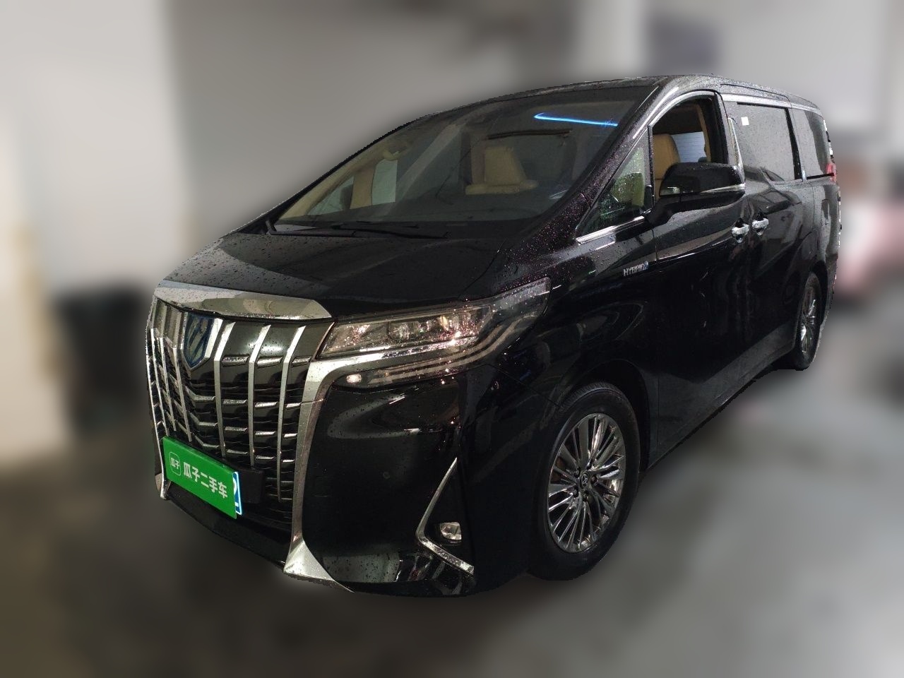 Toyota Alphard 2021 — фото 1