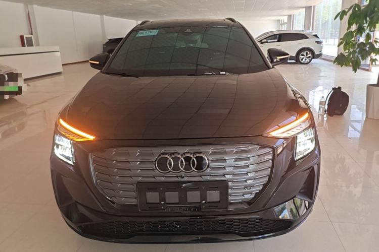 Audi Q5 e-tron 2023 — 2