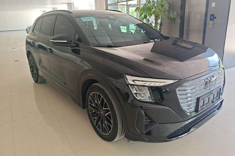 Audi Q5 e-tron 2023 — 3