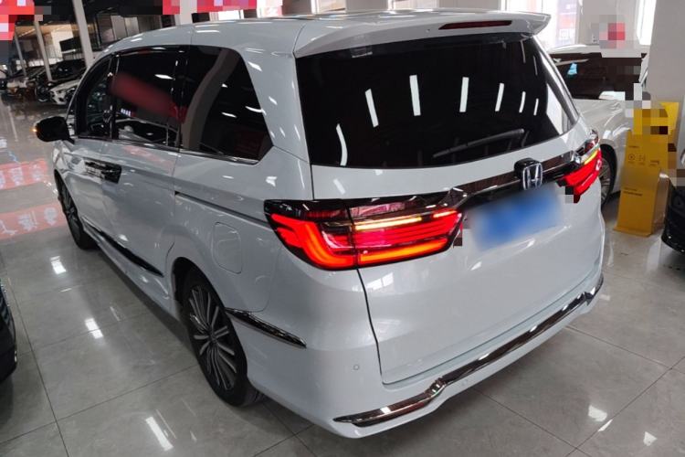 Honda Elysion 2024 — 4