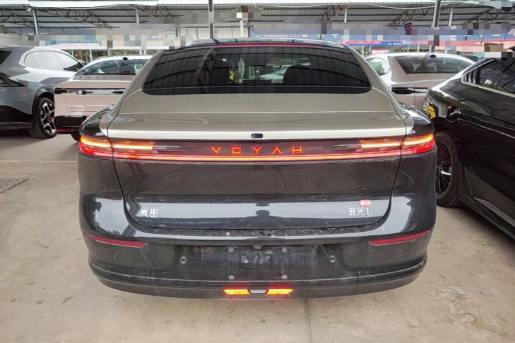 Voyah Lantu Chiguang L 2026 — 5