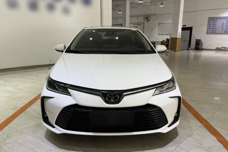 Toyota Corolla 2023 — 3