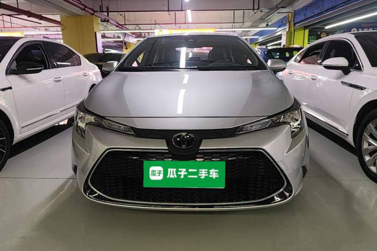 Toyota Corolla 2021 — фото 2