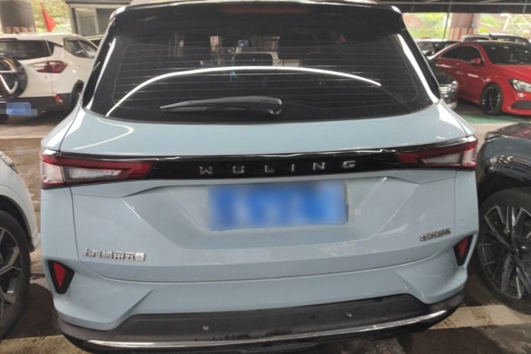 Wuling Asta 2021 — 5