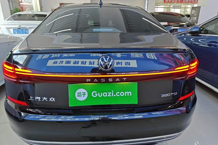 Volkswagen Passat 2025 — 5