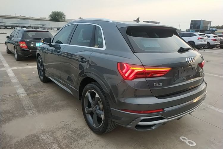 Audi Q3 2022 — 4