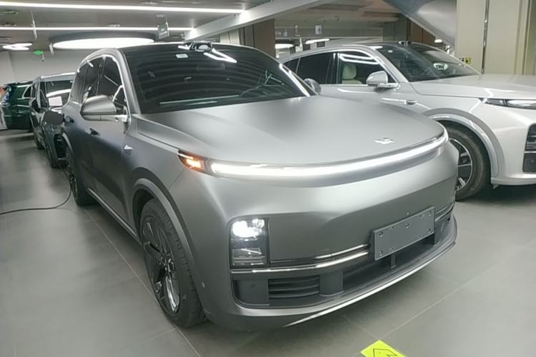 Li Auto L9 2022 — 3