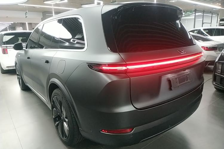 Li Auto L9 2022 — 4