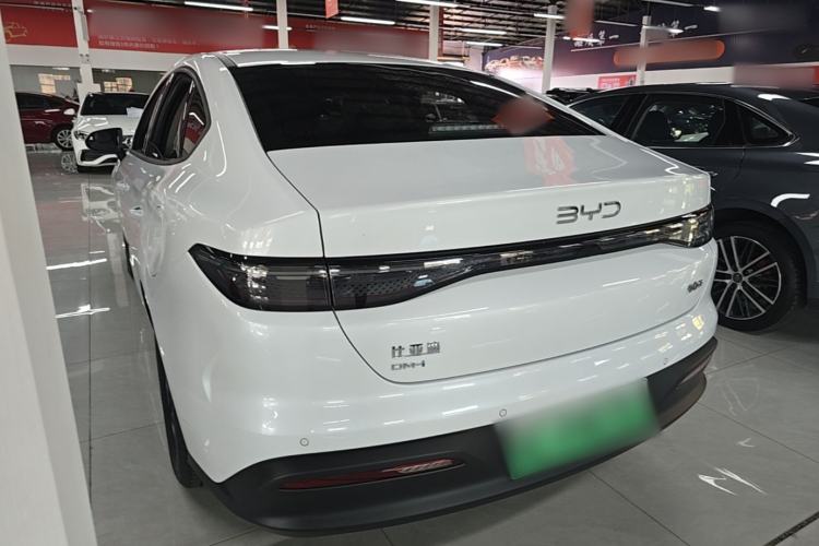 BYD Seal 05 DM-i 2025 — 4