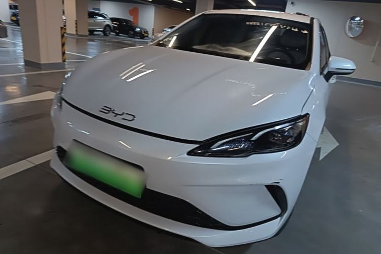 BYD Seal 05 DM-i 2025 — фото 1