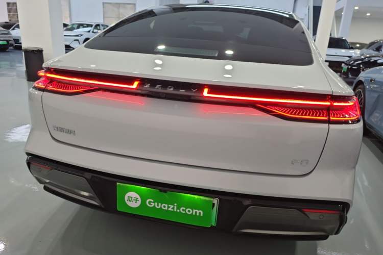 Geely Galaxy E8 2025 — 5