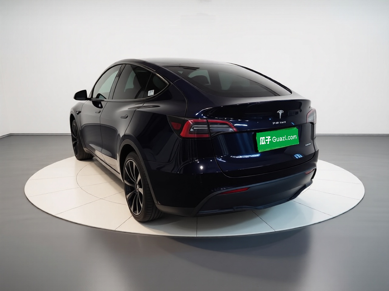 Tesla Model Y 2023 — фото 4