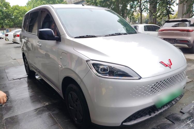 Wuling Hongguang 2025 — 3