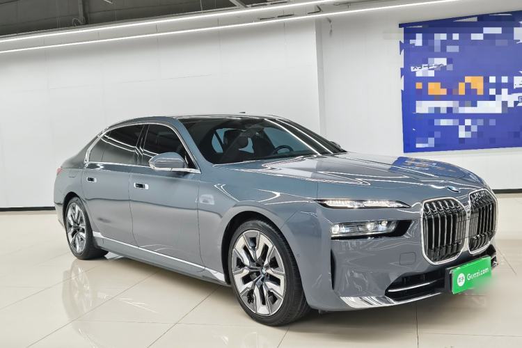 BMW i7 2023 — 3