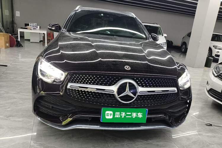 Mercedes-Benz GLC 260 L 2022 — 2