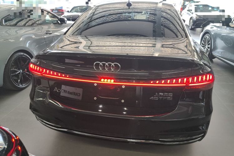 Audi A7L 2024 — фото 5