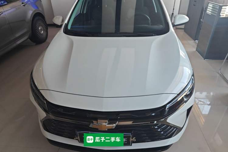 Chevrolet Monza 2023 — 2