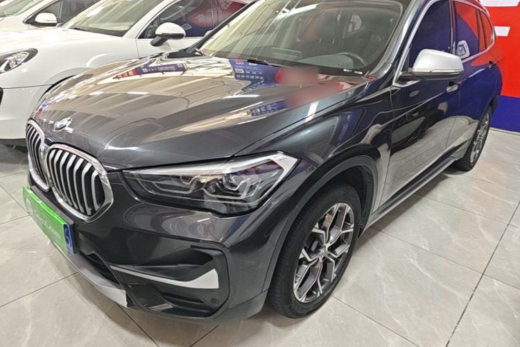 BMW X1 2021 — фото 1