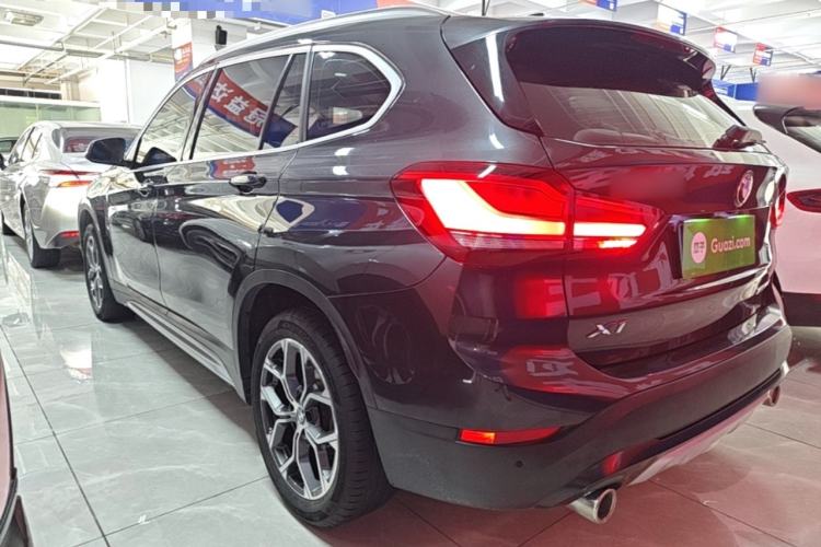 BMW X1 2021 — фото 4