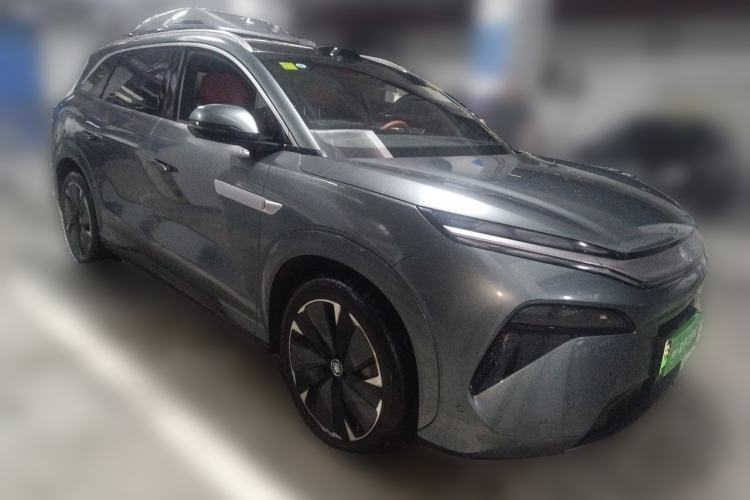 BYD Tang L 2025 — 3