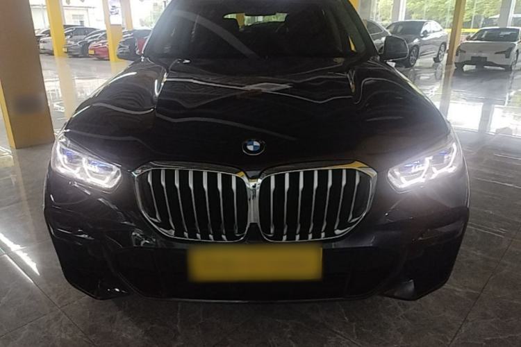 BMW X5 2022 — 2