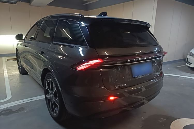 Lincoln Nautilus 2023 — 4