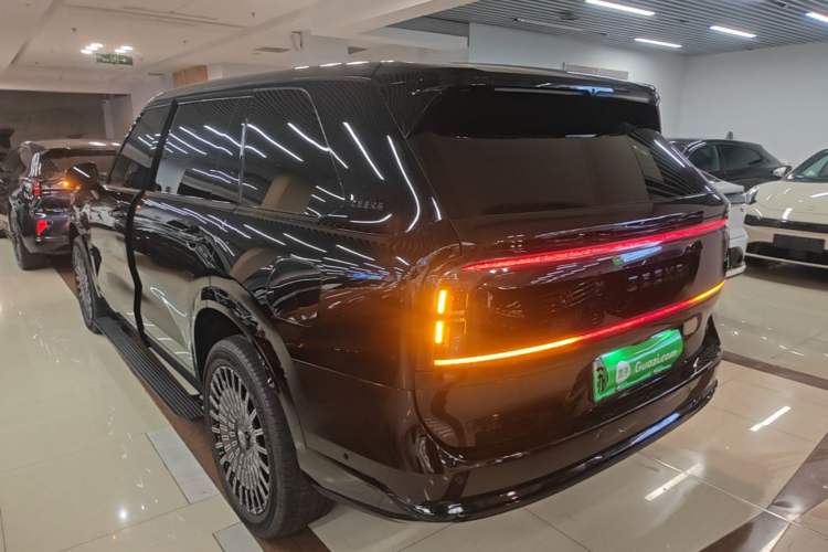 Zeekr 9X 2025 — 4