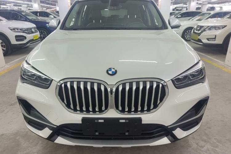 BMW X1 2021 — фото 2
