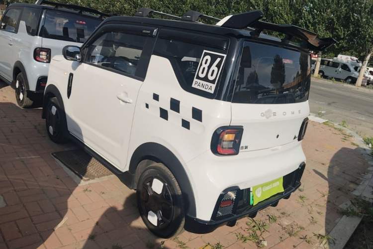 Geely Galaxy Panda 2025 — 4