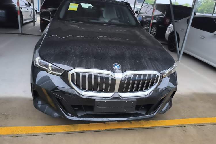 BMW 530Li 2026 — 2