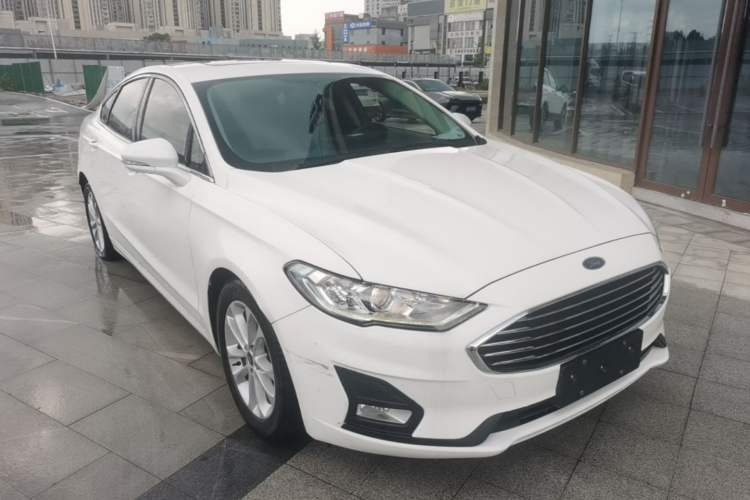 Ford Mondeo 2020 — фото 3
